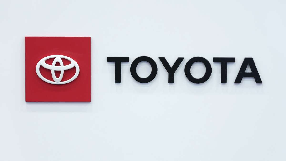 Toyota's Massive Recall 1 Million Vehicles
